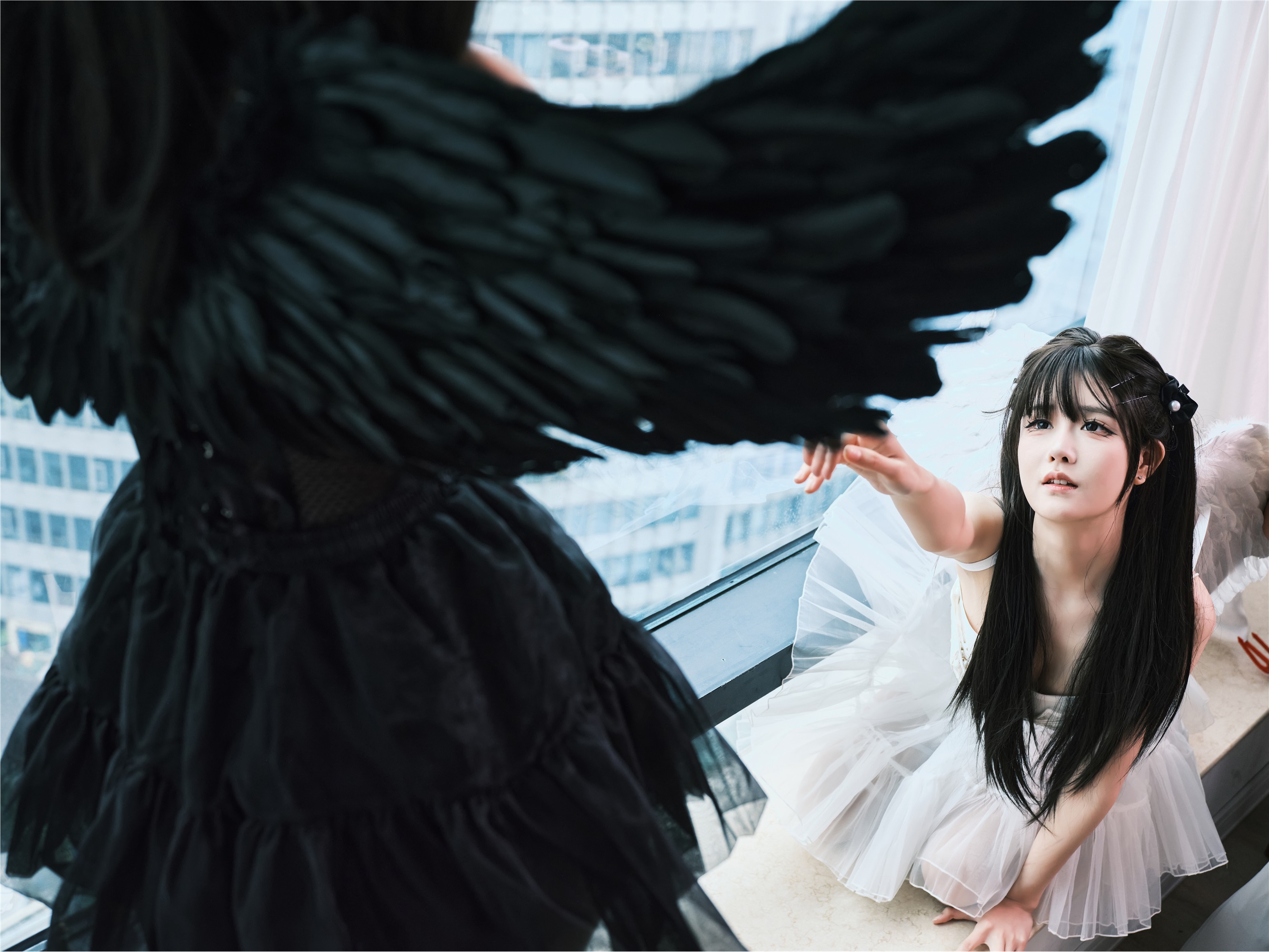 YITUYU艺图语 2025.01.27 黑天使与白天使 孟程程